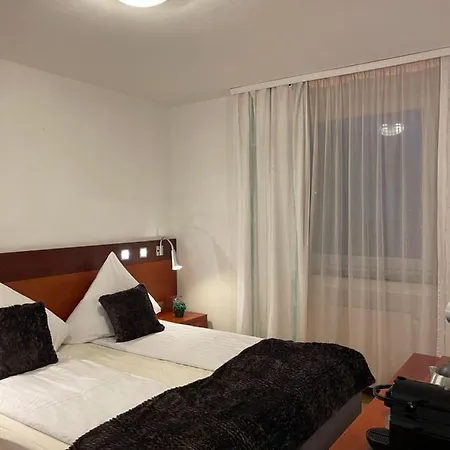 Hotel Griffin Am Neumarkt Cologne